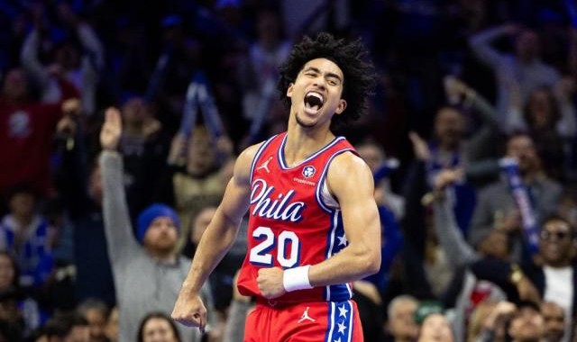 76人惨淡开局也有惊喜出现，新秀麦凯恩带来新希望
