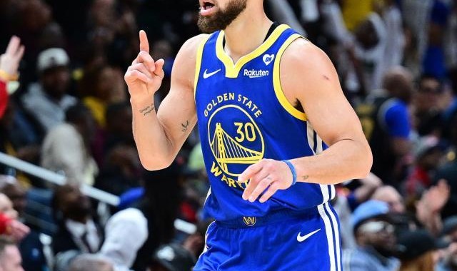 加入60分空砍群！嘴哥伤退克雷狂铁 谁来帮帮库里？