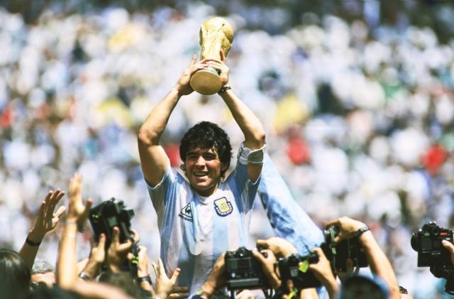 1702948221550000433.jpg maradona86.jpg